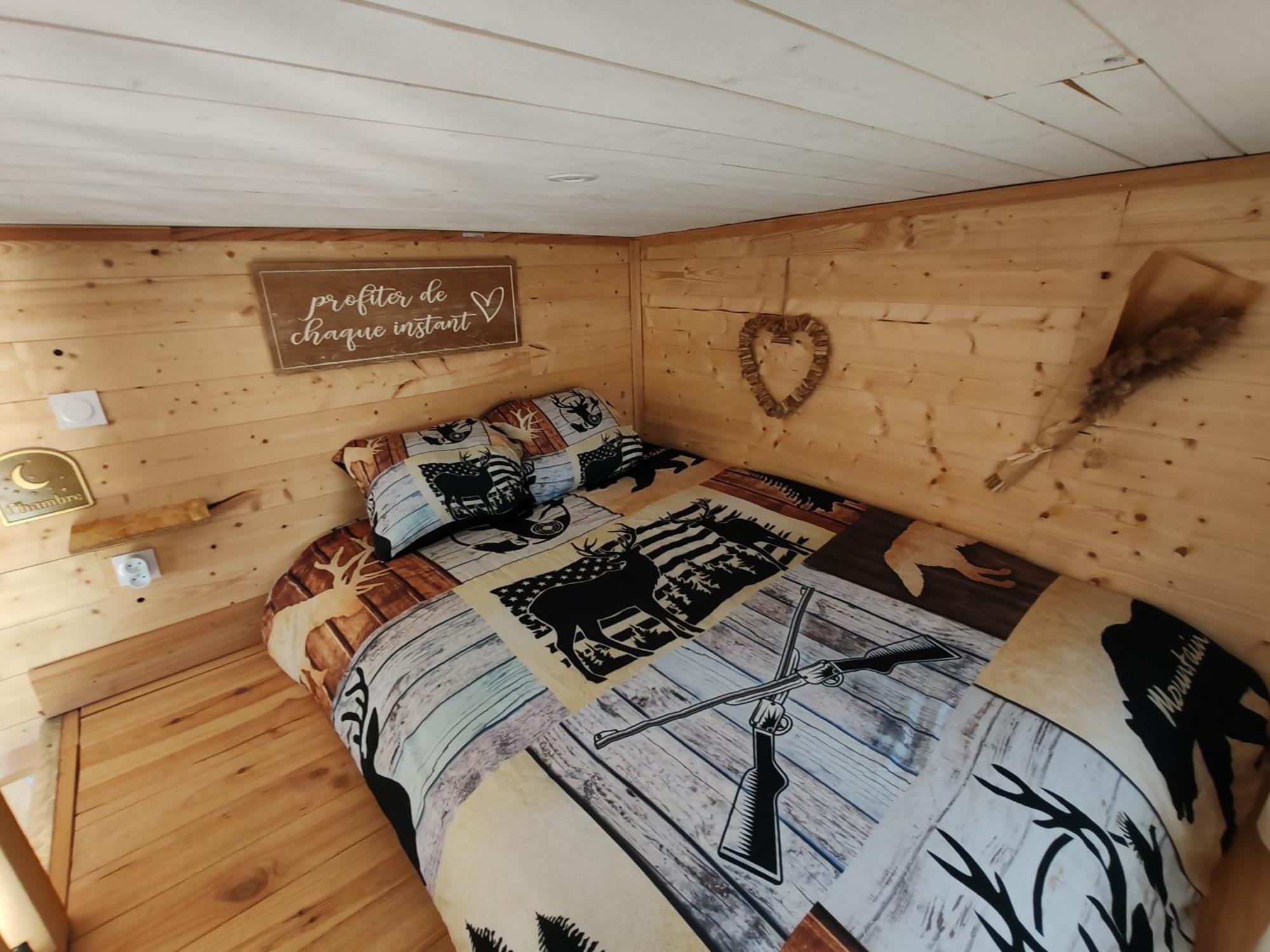 Tiny House Des Bougnats Villa Teilhede Ngoại thất bức ảnh